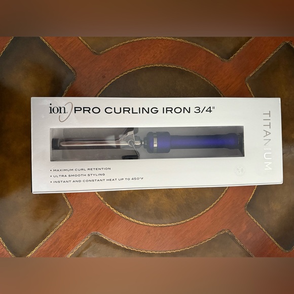 BRAND NEW - Titanium Ion Pro Curling Iron 3/4" - Picture 1 of 4